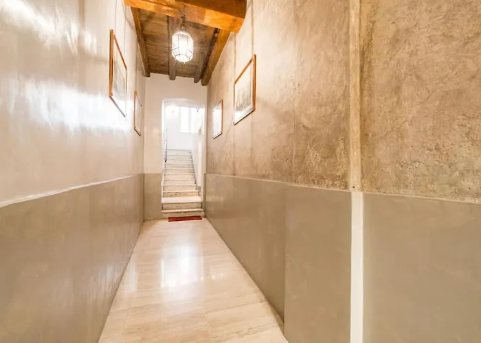 My Trastevere Apartment *